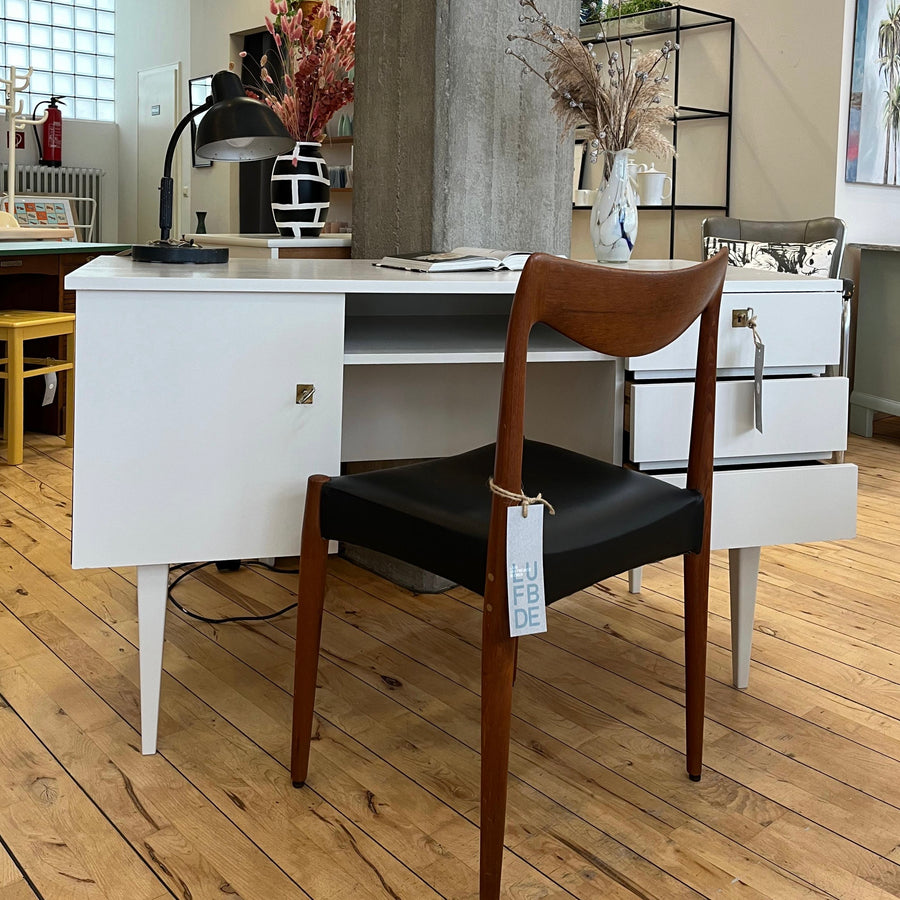 Mid Century Schreibtisch in Off White