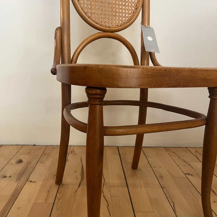 Thonet Stuhl mit Wiener Geflecht