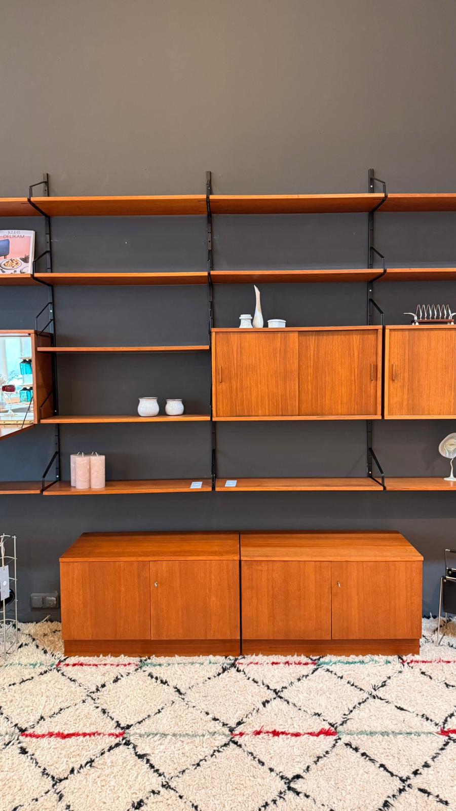 Mid Century Regalsystem